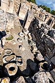 The palace of Festos. The storeroom of the old palace. 